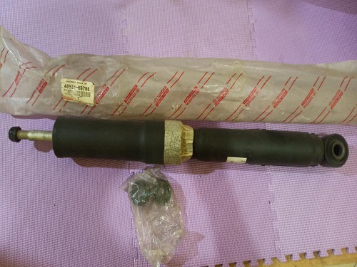  SHOCK ABSORBER  48531-69795